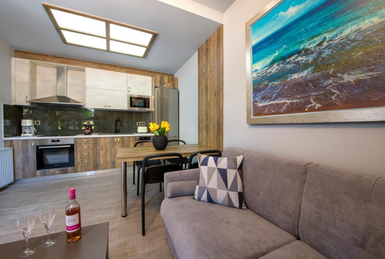 Rena'S Luxury Apartment With Free Private Parking Chania  Ngoại thất bức ảnh